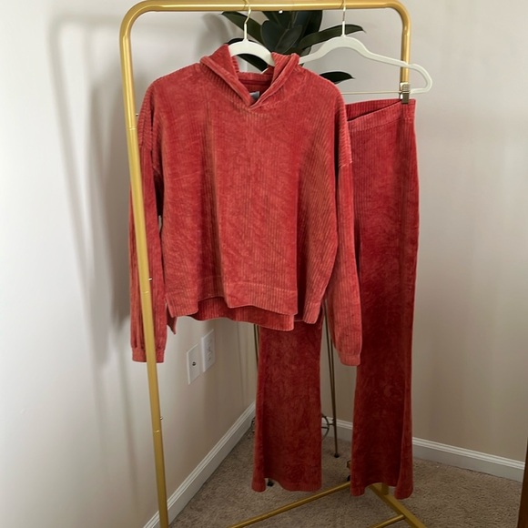 aerie Tops - 🌴 Aerie Burnt Orange Ribbed Sweat Set